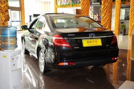 2014款吉利新帝豪1.3T CVT精英型