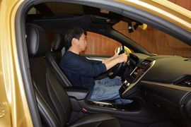 2014款林肯MKC 2.0T两驱尊享版