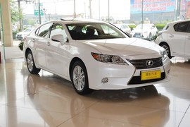 2014款雷克萨斯ES250舒适版