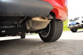 2015款吉利英伦C5两厢 1.5L手动尊贵型