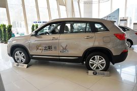 2014款长安CS75 2.0L手动领先型 国IV