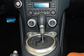 2015款日产370Z 3.7L Coupe