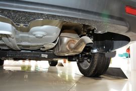 2012款长安悦翔V5 1.5L手动运动型 京V