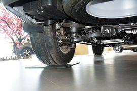 2015款起亚霸锐3.8L自动豪华版 京V