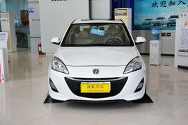 2012款长安悦翔V5 1.5L手动运动型 京V