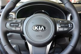 2015款起亚索兰托L 2.4GDI汽油4WD精英版7座