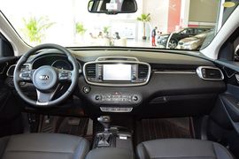 2015款起亚索兰托L 2.4GDI汽油4WD精英版7座