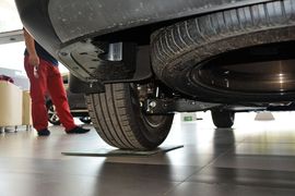 2015款起亚索兰托L 2.4GDI五座4WD精英版