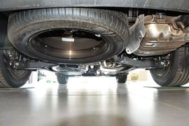 2015款起亚索兰托L 2.4GDI五座4WD精英版