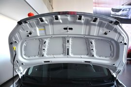 2015款现代朗动1.6L自动领先型