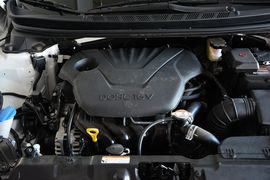 2015款现代朗动1.6L自动领先型
