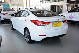 2015款现代朗动1.6L自动领先型