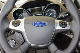 2015款福特翼虎1.5L GTDi四驱精英型