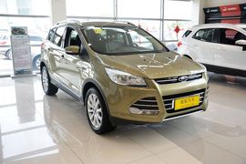 2015款福特翼虎1.5L GTDi四驱精英型