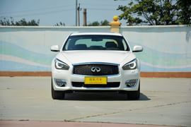 2015款英菲尼迪Q70L 2.5L豪华版