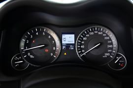 2015款英菲尼迪Q70L 2.5L豪华版