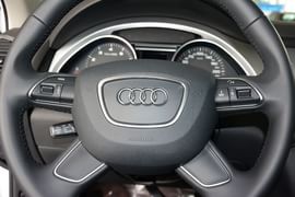 2015款奥迪Q7 35TFSI进取型