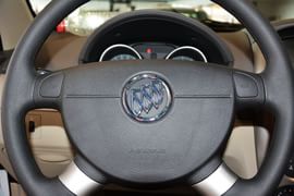 2015款别克凯越1.5L手动经典型