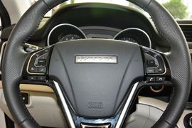 2015款哈弗H6 COUPE 2.0T手动两驱尊贵型