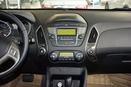2015款现代ix35 2.0L自动两驱智能型 国IV