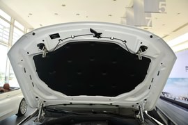2013款宝马730Li豪华型