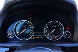 2013款宝马730Li豪华型
