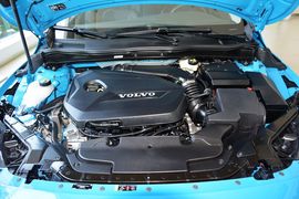2015款沃尔沃V40 1.6T智逸版