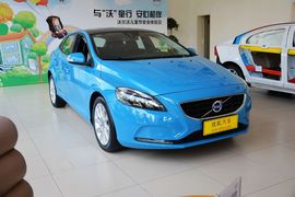 2015款沃尔沃V40 1.6T智逸版