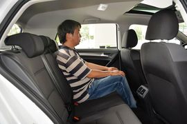 2015款大众高尔夫1.6L手动时尚型到店实拍