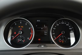 2015款大众高尔夫1.6L手动时尚型