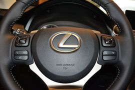 2015款雷克萨斯NX200 全驱 锋尚版
