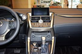 2015款雷克萨斯NX200 全驱 锋尚版