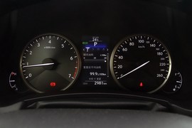 2015款雷克萨斯NX200 全驱 锋尚版