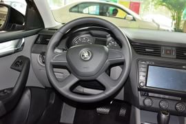 2015款斯柯达明锐1.6L自动逸俊版