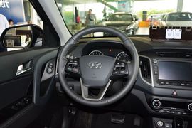 2015款现代ix25 2.0L自动四驱领先型GLX