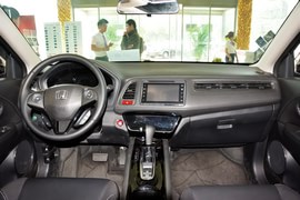 2015款本田缤智1.8L CVT四驱旗舰型