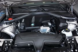 2015款宝马320i超悦版运动设计套装