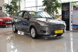 2015款福特福睿斯1.5L手动时尚型