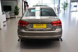 2014款大众帕萨特1.8TSI DSG御尊导航版