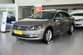 2014款大众帕萨特1.8TSI DSG御尊导航版