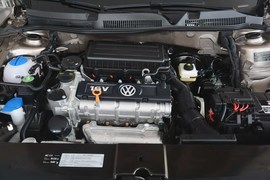 2014款大众宝来1.6L手动时尚型