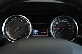 2014款标致408 1.8L自动豪华版