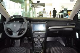 2014款标致408 1.8L自动豪华版