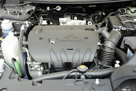 2015款三菱翼神1.8L CVT致尚型 国IV