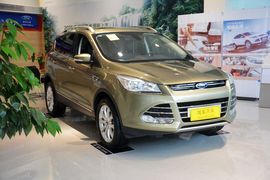 2015款福特翼虎2.0L GTDi四驱精英型