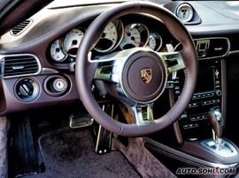 2010款保时捷911TURBO海外试驾
