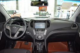 2015款现代全新胜达2.4L自动四驱智能型