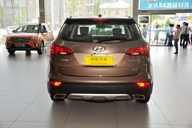 2015款现代全新胜达2.4L自动四驱智能型