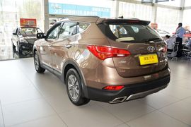 2015款现代全新胜达2.4L自动四驱智能型