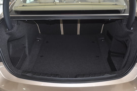 2015款宝马328Li xDrive时尚型